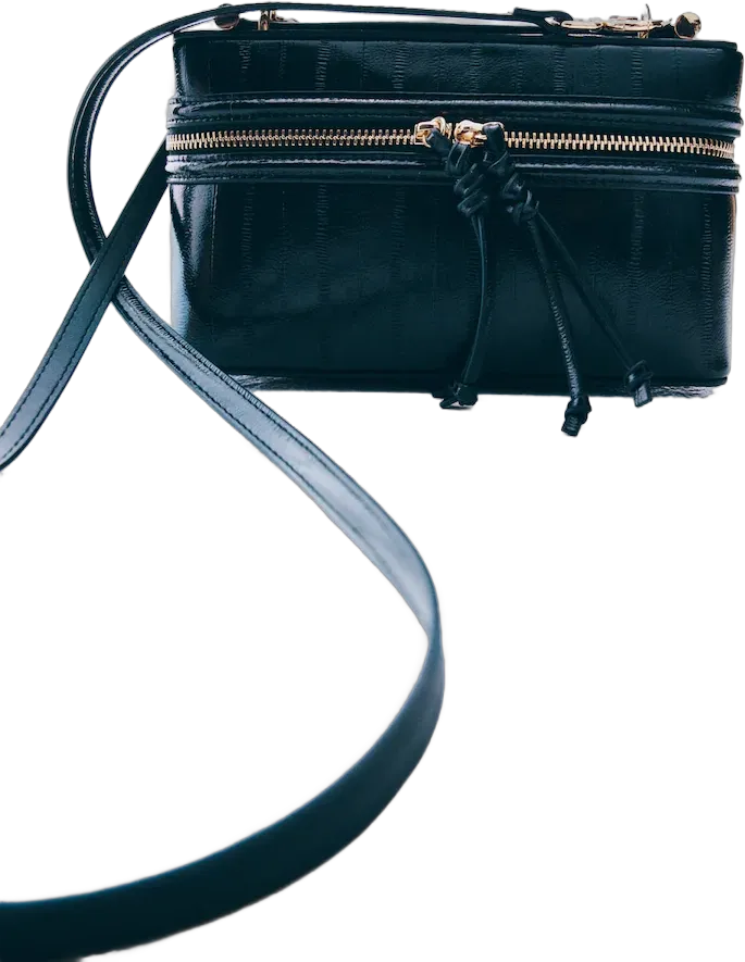 Knot-Detail Crossbody Bag